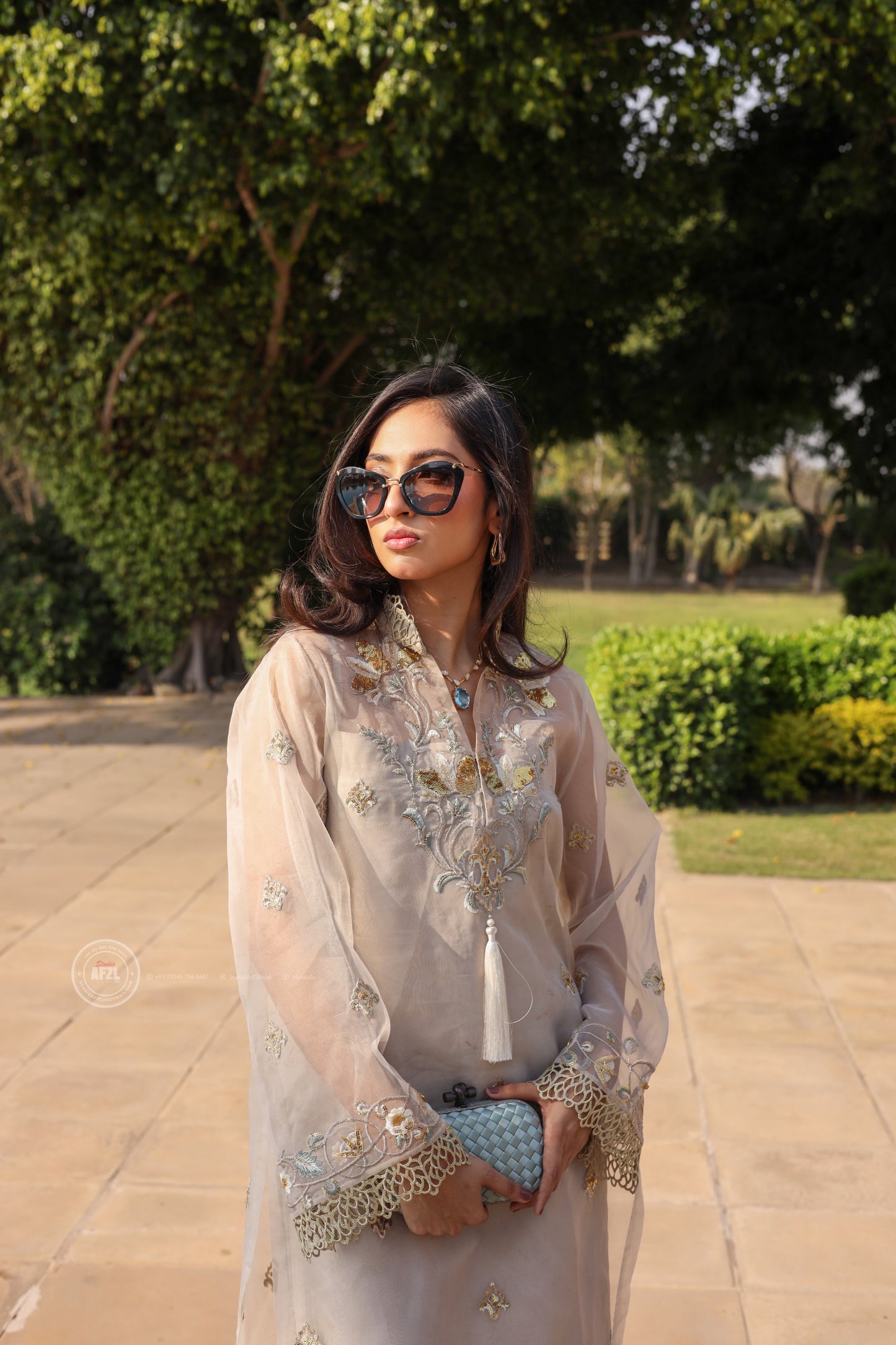 Shell White (Kahani X Rana Noman)